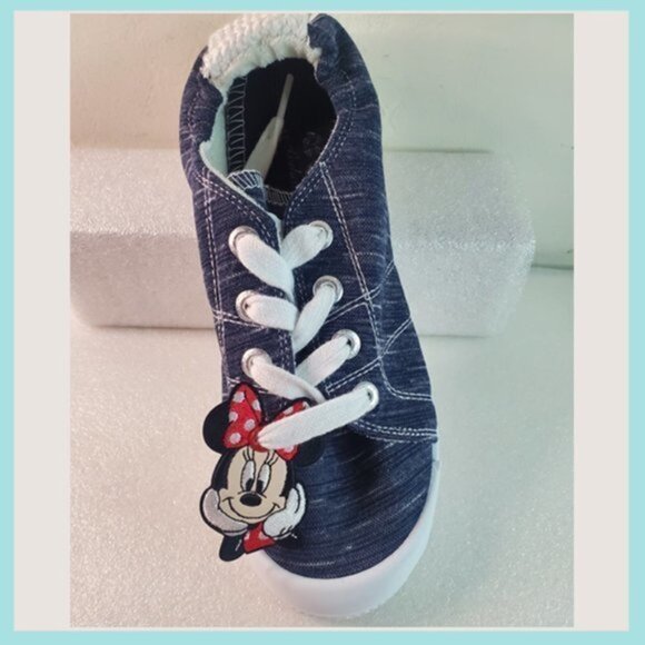 Other - Minnie Mouse Shoe - Skate Eyelet